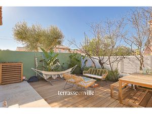 SIX-FOURS - MAISON T5 - PROCHE PLAGES