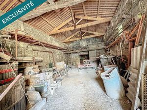 Grange de 120m² au cœur de Bouteville