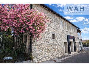 Local commercial 109m2 + terrasse 191m2 - 34740 Vendargues