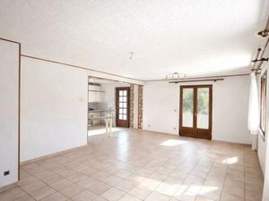 Pavillon individuel de 145 m² – Jardin 1 000 m² – Sous-sol complet