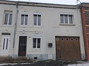 Maison mitoyenne de 123 m2 sh avec un terrain à LES HAUTES RIVIERES