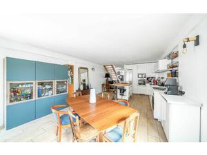 Maison Viroflay 106.21 m² T-4 à vendre  666 750 €