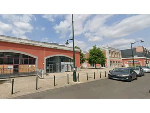 Location pure 142m2 / idéal supérette