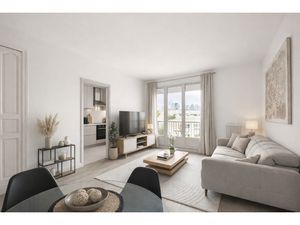 Saussaye / Victor Hugo. Appartement 2 pièces de 51m² avec balcon