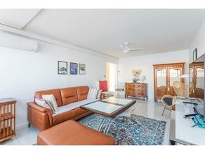 À vendre ! Appartement traversant face à la mer – 71 24 m² – Garage – Vue exceptionnelle M