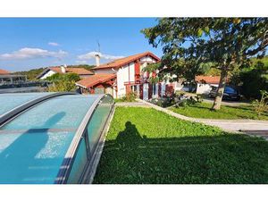 Maison Mouguerre 108 m² T-5 à vendre  530 000 €