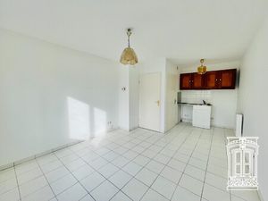 A LOUER - T1 de 24m² LYON 08