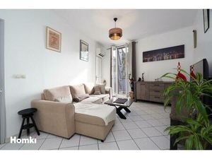 Ancienne maison agathoise et son commerce loué