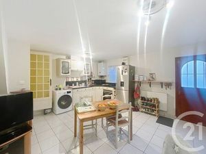 Maison à louer - 3 pièces - 66 m2 - Riom - 63 - AUVERGNE