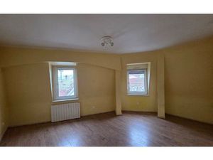 Location appartement  m² T-1 à Strasbourg  407 €