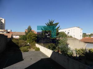 APPARTEMENT T2 AVEC BALCON