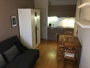 STUDIO MEUBLE - AVEC BALCON - EMPLACEMENT IDEAL