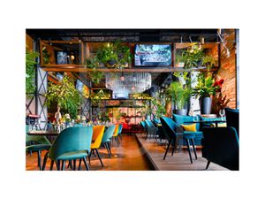 BEAU FONDS DE COMMERCE - RESTAURANT AVEC TERRASSE - 170m2 -