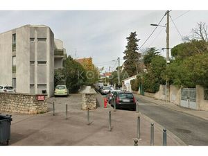 Garage fermé - Tram Boutonnet