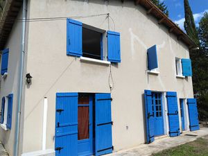 Maison Aix En Provence 96 m2 sur parcelle de terrain de 2393m2