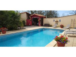 Maison familiale avec piscine 190 m2 Port-Saint-Père (pr