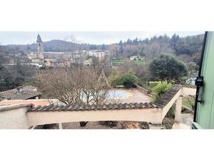 Villa avec piscine  dépendance et garage CAMPLONG