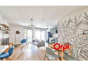 Location appartement  63.7 m² T-3 à Lyon 2  1 346 €
