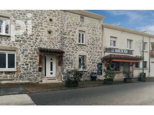 Location appartement  m² T-2 à Saint-Paul-le-Jeune  600 €