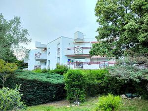 F2 meublé avec cave et jardin SAINT RAPHAEL