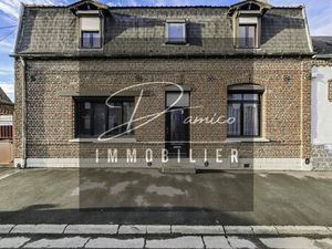 Maison semi-individuelle à escaudoeuvres avec double accès  gr