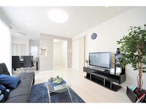 APPARTEMENT T3 AVEC BALCON + DOUBLE PARKING  À 10MN À PIED DU LYCÉE JACQUES-DOLLE