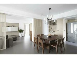 Bel appartement 3 chambres en étage élevé avec grand espace extérieur + place de parking !