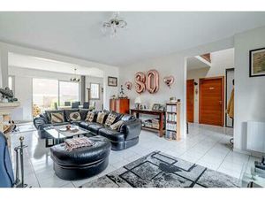 Maison de 8 pièces à Bois-d'Arcy avec jardin