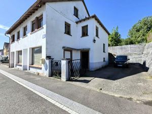 Hochfelden – Grande maison avec local professionnel  jardin et