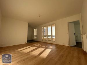 Appartement à louer 4 pièces 80 m² - Sedan (08) - 780€