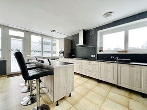 MAISON SEMI-INDIVIDUELLE AVEC JARDIN