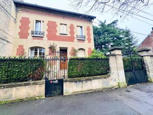 SOISSONS - Maison familiale avec espace bien-être