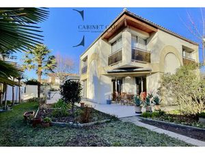 Achat Maison 8 pièces 144m² SAINTES 17100