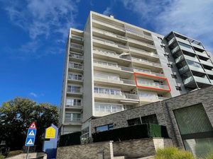 Genk-centrum  Jan Habexlaan 17 bus 11: Energiezuinig appartement met 2 slaapkamers  2 terr