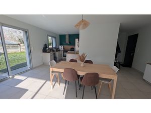 Location Maison 4 pièces 93m² FRONTENAY ROHAN ROHAN 79270