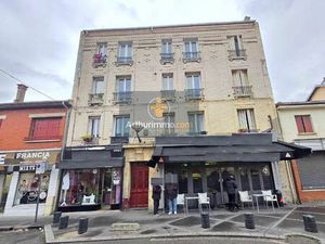 Vente Immeuble 13 pièces 580 m2 à Saint-Denis