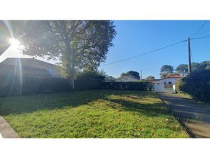 ANDERNOS LES BAINS - VILLA 4 CHAMBRES sur grande parcelle