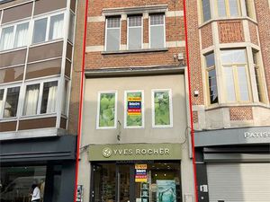 KARAKTERVOL COMMERCIEEL GEBOUW- POP UP MOGELIJK