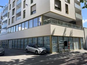 Location Commerce Rouen 76000