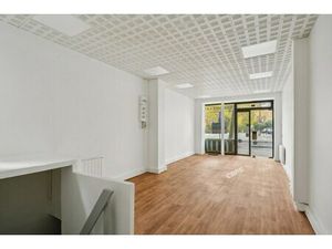Location Local Professionnel 662m²