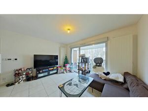 Appartement T2 loué de 35m² avec terrasse et stationnement