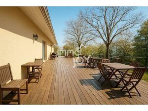 Maison T5 d'environ 110 m2 sur un beau terrain sans vis à vis !