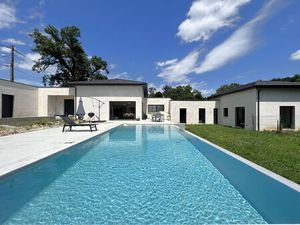 Villa d'architecte 5 pièces 167m2 - Terrain 1103m2