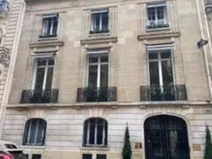 Bureaux  Local commercial à louer de 701m2