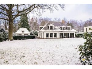 Huis te koop in Brasschaat met 5 slaapkamers