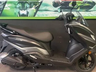 vendo suzuki burgman street 125 executive (2023 - 25) nuova a pescate (codice 9642233) - moto.it