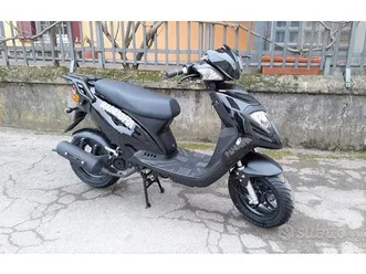 nuovo-scooter-ksr-pandora-50