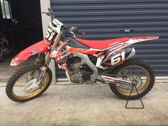 2014-honda-250cc-crf250r-motocross-bike