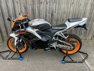 2011-honda-cbr600-rr-limited-edition-x-ray