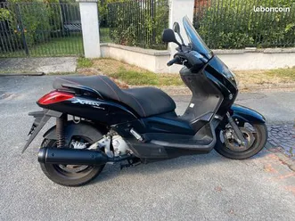 yamaha-xmax-250-2010-32700-kms